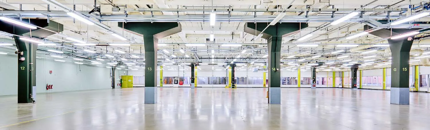 Industrielle Eventhalle bei NLND Berlin